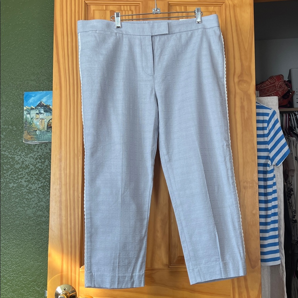 Ann Taylor Light Blue/ Grey Cotton Capris with White Trim [Size 12]